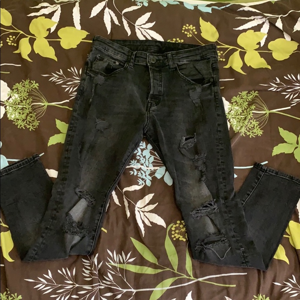 H&M Distressed Skinny Jeans
